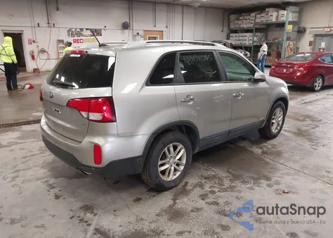 2015 Kia Sorento Lx V6 из США, поврежденный, VIN 5XYKTDA76FG646827